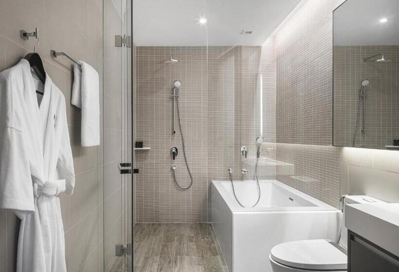 آپارتمان مدیریتی 2 خوابه, Oakwood Suites Bangkok