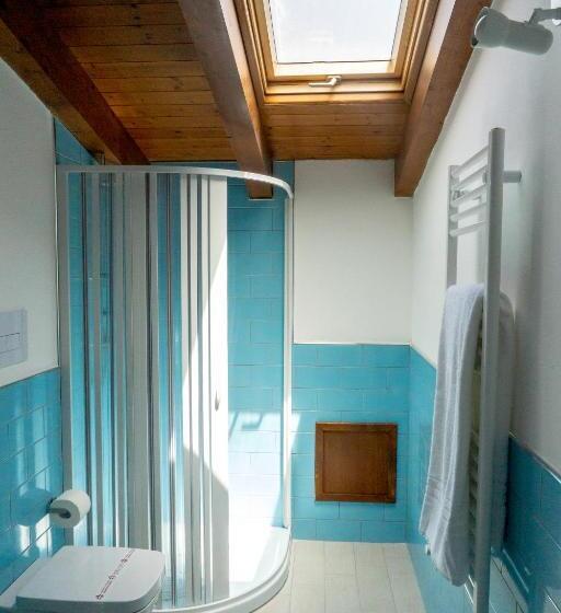 庭の見えるスタンダードトリプルルーム, B&b Marìsicilia