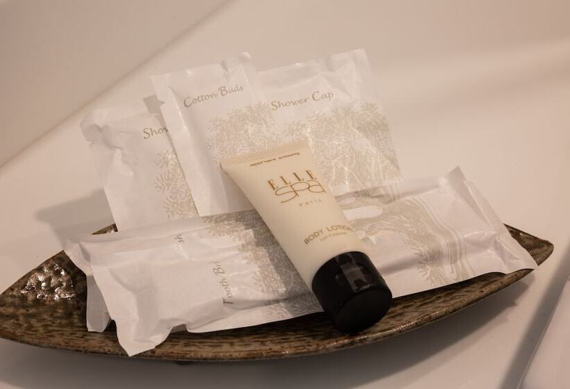 Номер Deluxe Вид на Бассейн, Mora Boutique Hotel   Sha Extra Plus