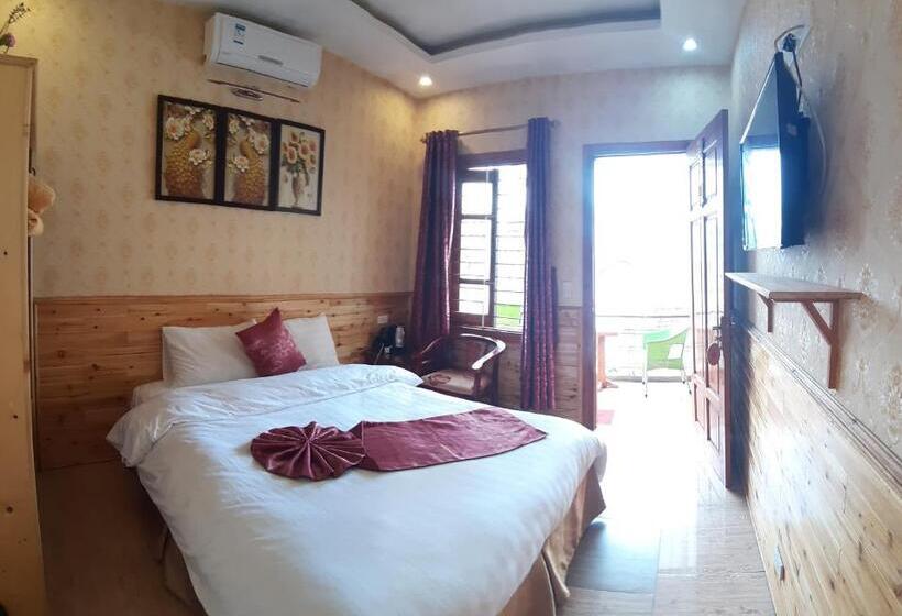 اتاق لوکس با بالکن, Dang Khoa Garden Inn