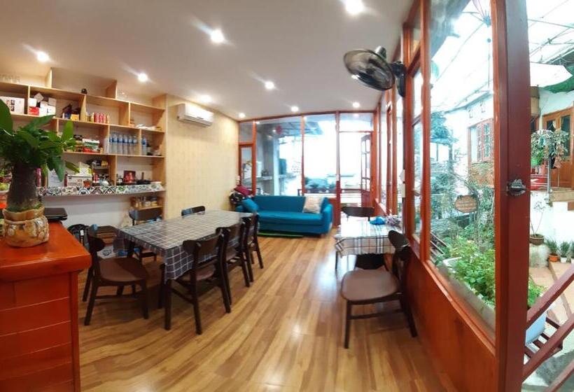 اتاق لوکس با چشم‌انداز باغ, Dang Khoa Garden Inn