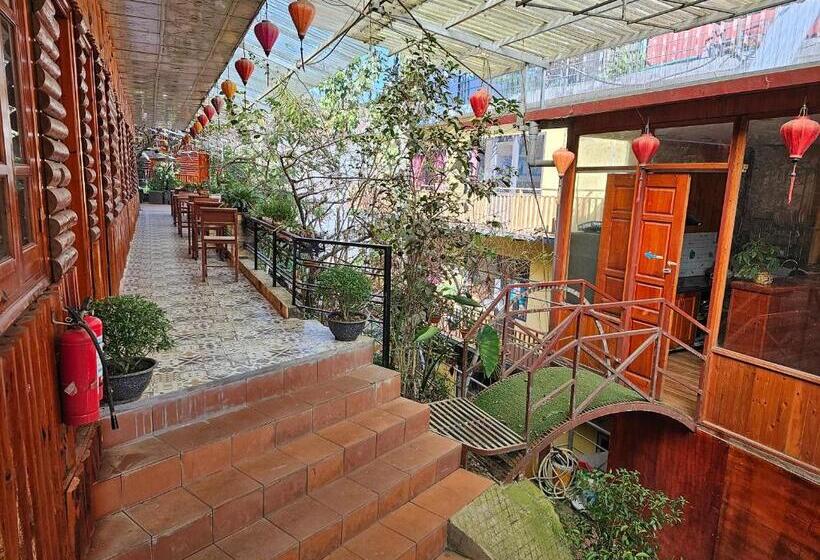 اتاق استاندارد یک نفره, Dang Khoa Garden Inn