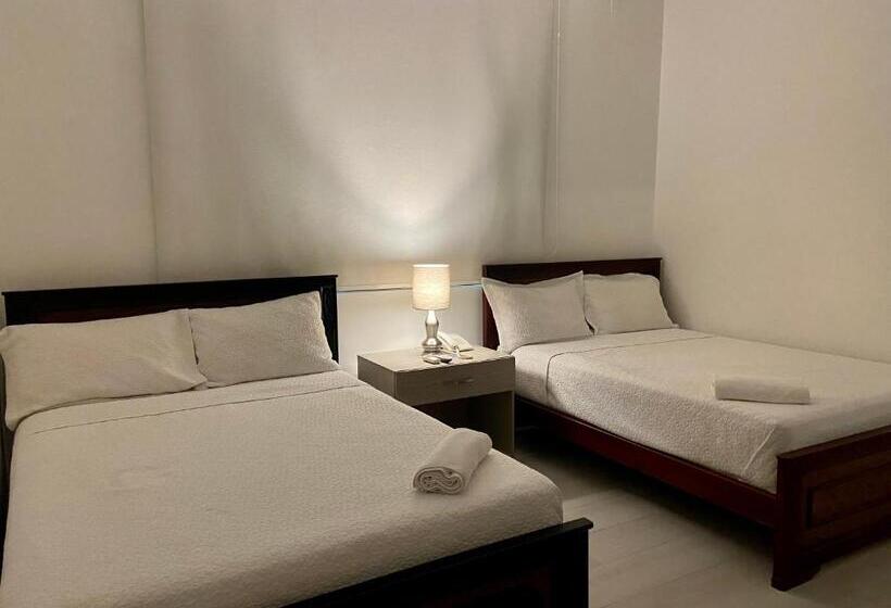 Номер Стандарт, Manakin Hostal & Resto