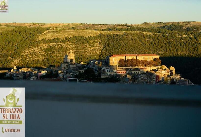 テラス付スタンダードルーム, Terrazzo Su Ibla