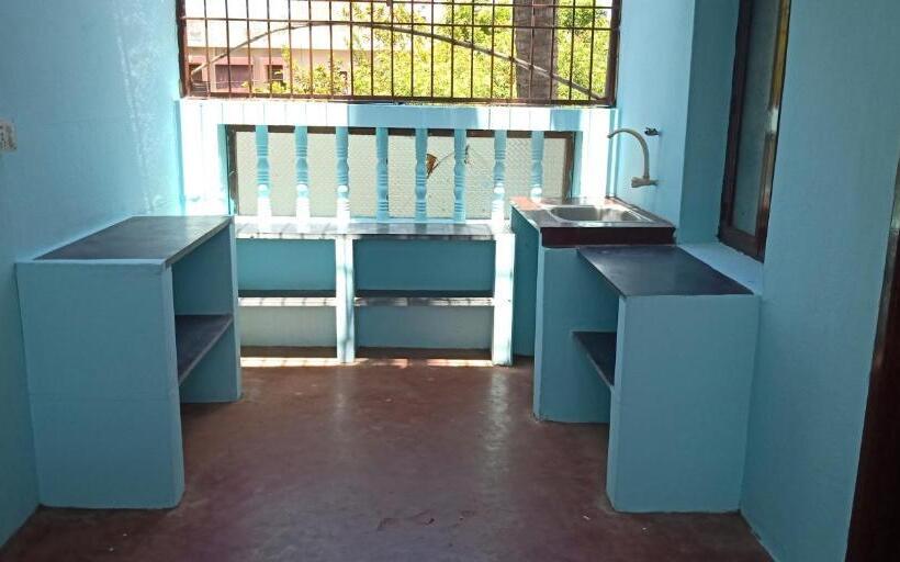 اتاق اکونومی, Vacation Home Stay
