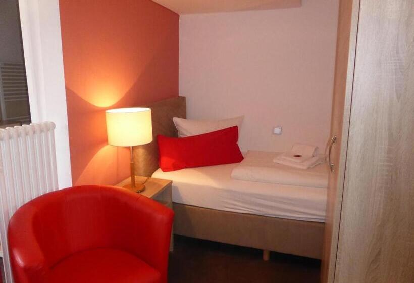 Номер Стандарт Трехместный, Rheinhotel Zur Krone