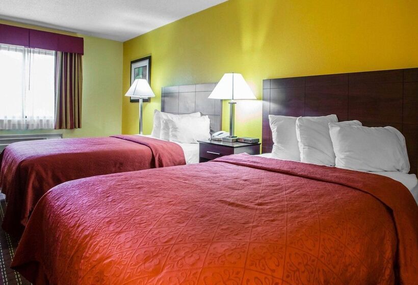 Номер Стандарт 2 Двуспальные Кровати, Quality Inn Central Wisconsin Airport