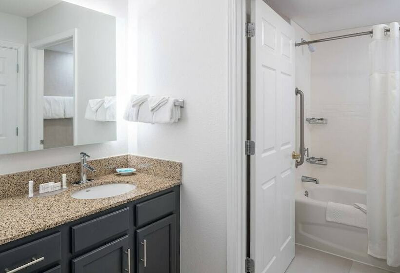 Люкс, Residence Inn Boston Westford