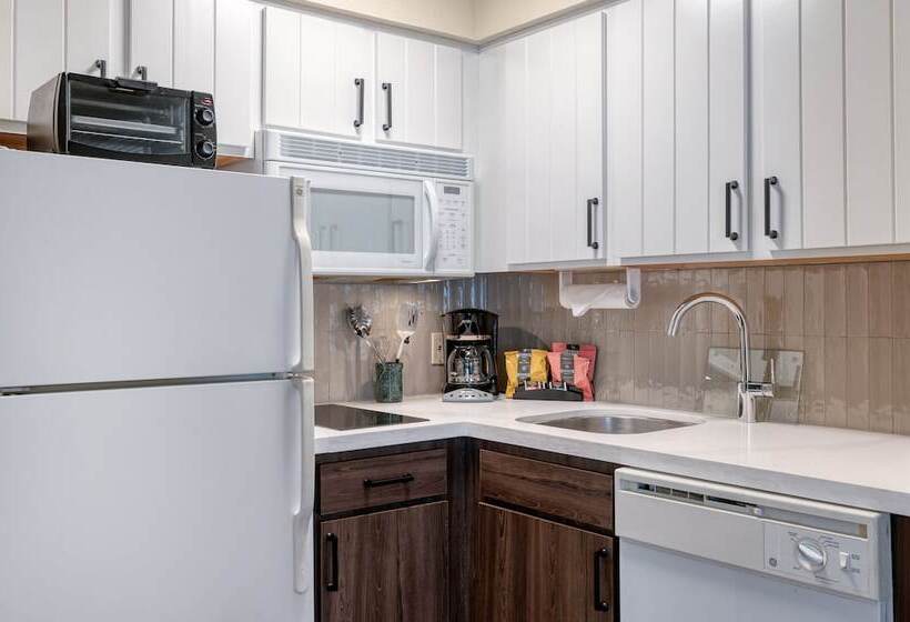 带2个卧室的套房, Staybridge Suites Allentown Airport Lehigh Valley, An Ihg