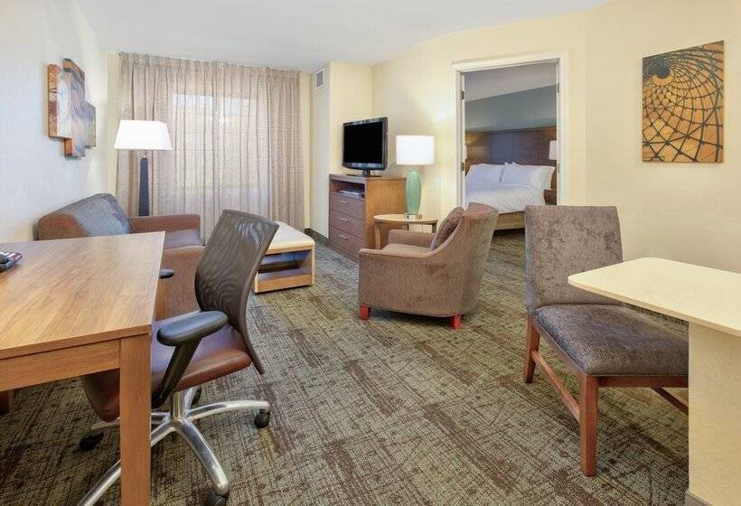 Люкс, Staybridge Suites Corning, An Ihg