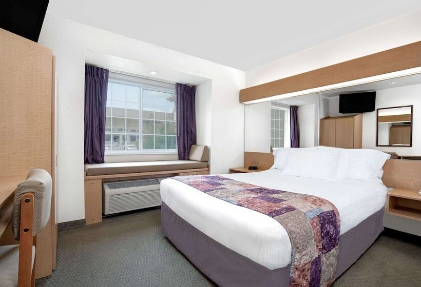 Люкс, Microtel Inn & Suites By Wyndham Mankato