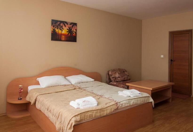 Люкс, Family Hotel Pautalia
