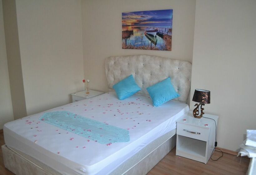 Студио Executive, Best In Deniz