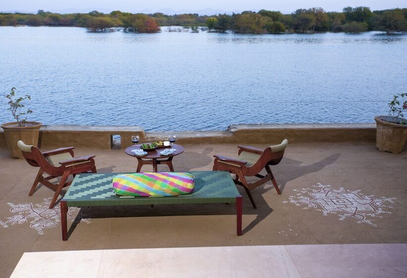 Deluxe Tent, Raas Chhatrasagar, Nimaj, District Pali