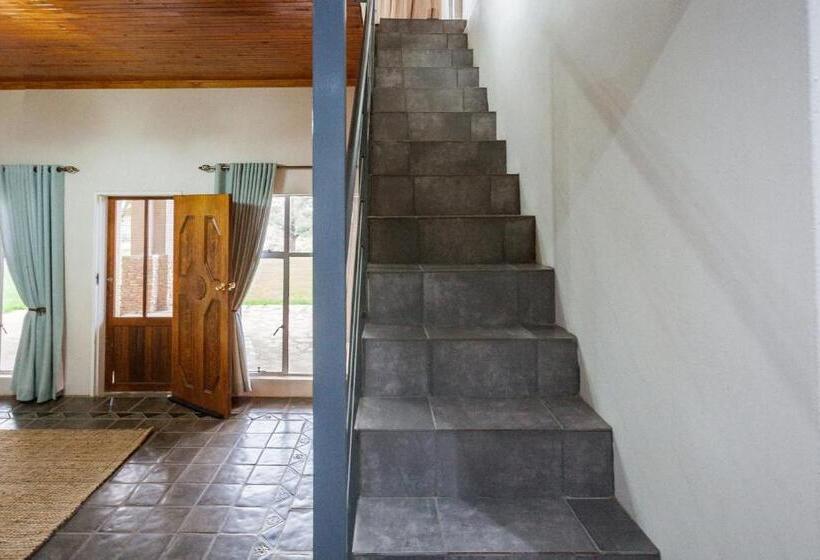Четырехместный Номер Стандарт с Балконом, Witfontein Game Lodge