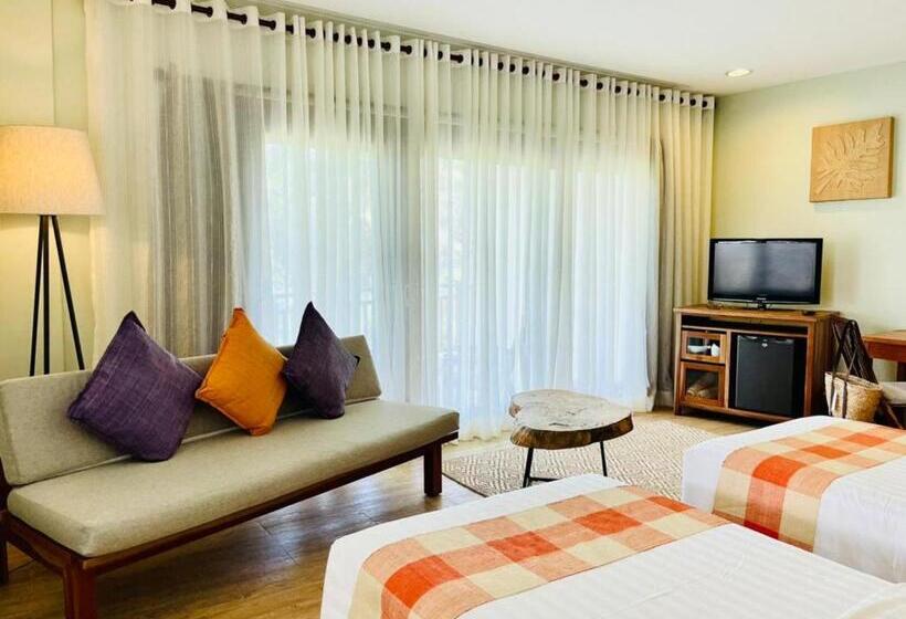 اتاق لوکس با چشم‌انداز دریا, Amun Ini Beach Resort & Spa