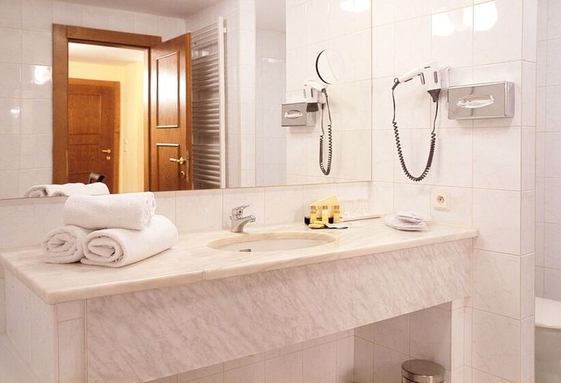 Номер Стандарт Трехместный, Magnolia