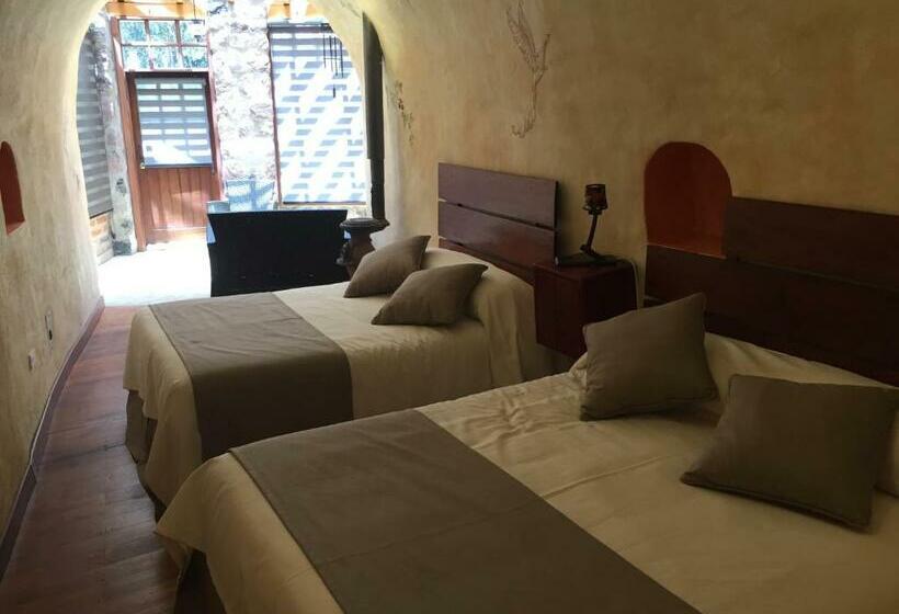 스탠다드 트리플 룸 가든 전망, Hacienda Las Cuevas Terra Lodge