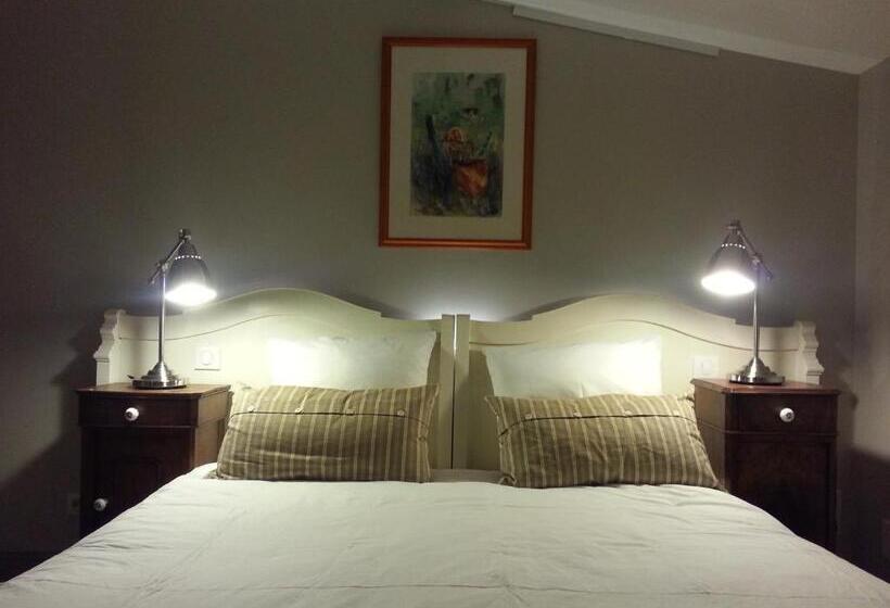 Номер Superior Вид на Сад, Relais St Jacques   Roanne