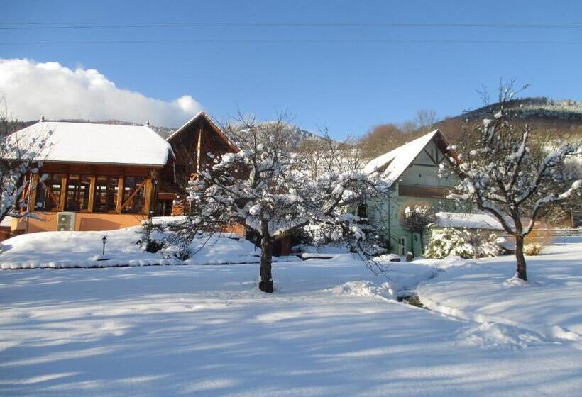 Четырехместный Номер Стандарт, Maison D Hôtes La Cerisaie