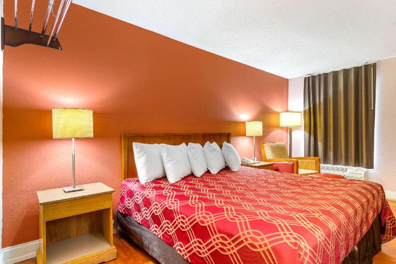 Стандартный Номер Кровать Кинг, Econo Lodge