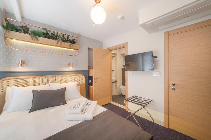 スイート, Super 8 By Wyndham Monmouth Il