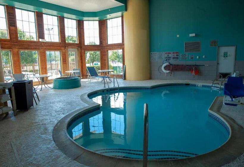 ２ダブルベッドのスタンダードルーム, Clarion Pointe Indianapolis Airport