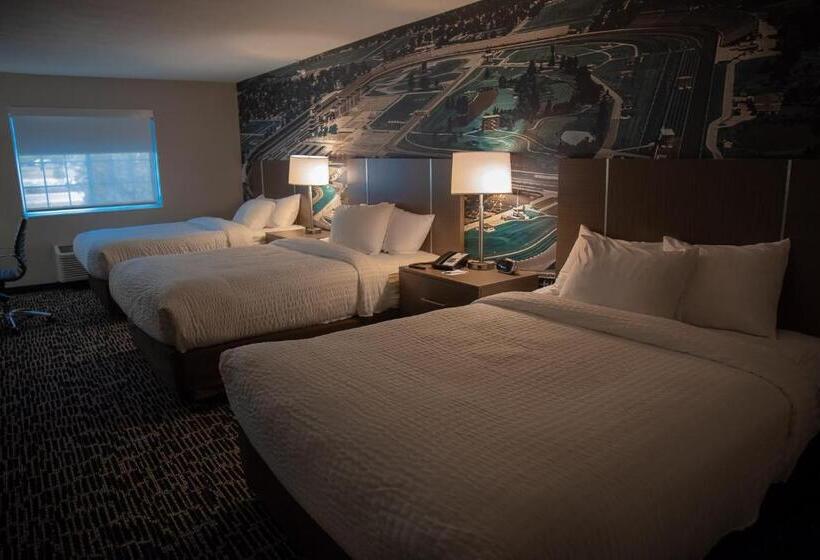 スイート, Clarion Pointe Indianapolis Airport