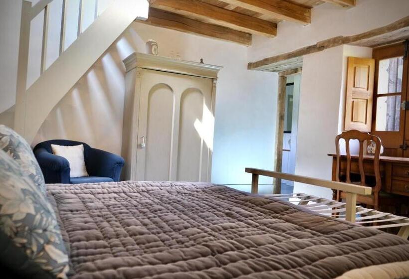 标准三人间, Manoir De L'isle