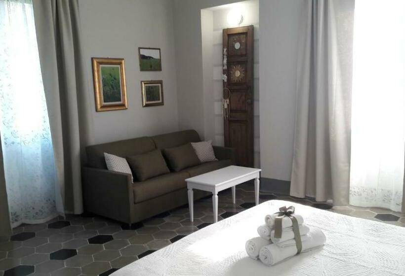 Номер Стандарт, Langhe Di Liguria B&b