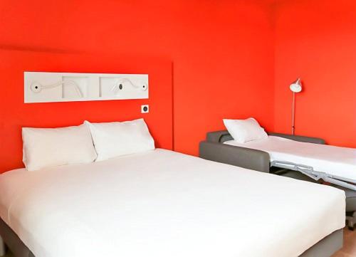 Номер Стандарт Трехместный, Ibis Budget Beauvais Aeroport