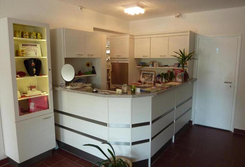 经济房, Kyffhäuserhotel Goldene Aue