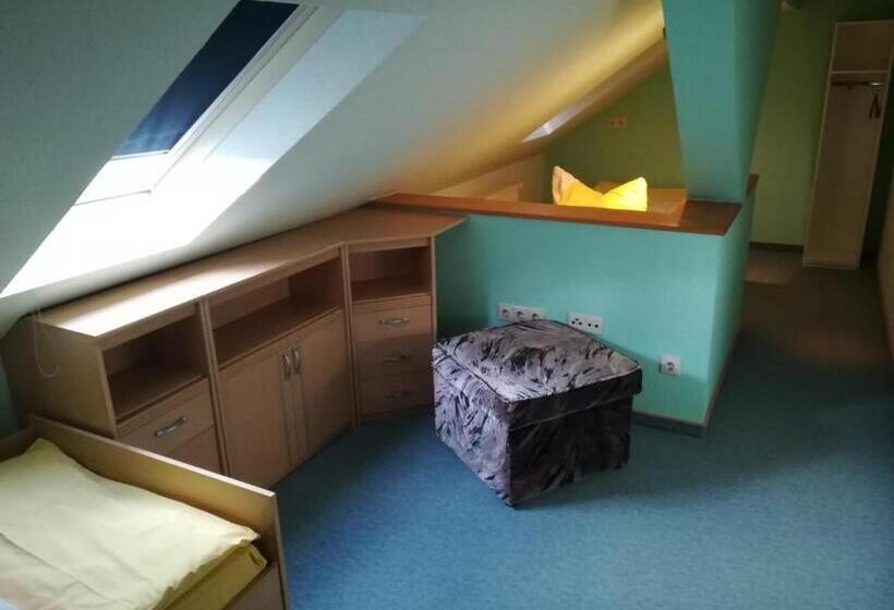 家庭套房, Kyffhäuserhotel Goldene Aue