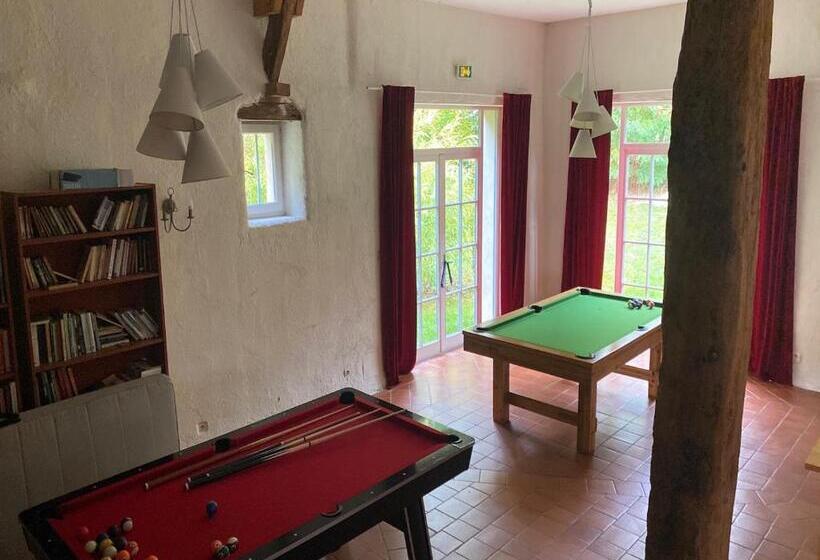 Номер Стандарт Трехместный, Le Domaine De La Cour