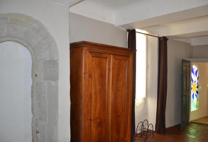Трехместный Номер Комфорт, Maison Saint Louis Avec Jacuzzi