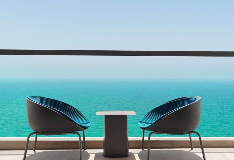 패밀리 룸 바다 전망, Hampton By Hilton Marjan Island