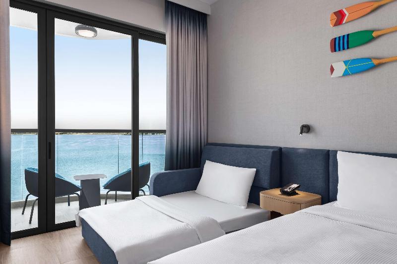 스탠다드 룸 킹사이즈 침대, Hampton By Hilton Marjan Island