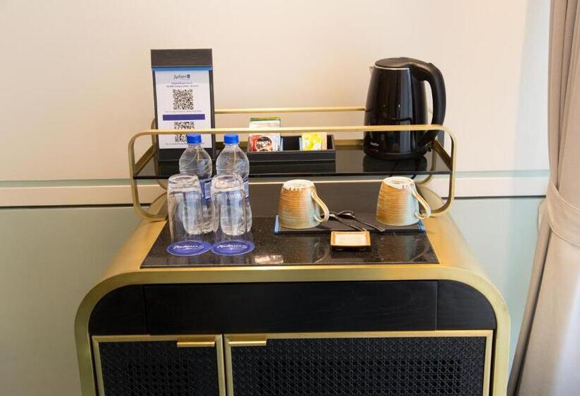 سوییت, Radisson Blu Mumbai International Airport