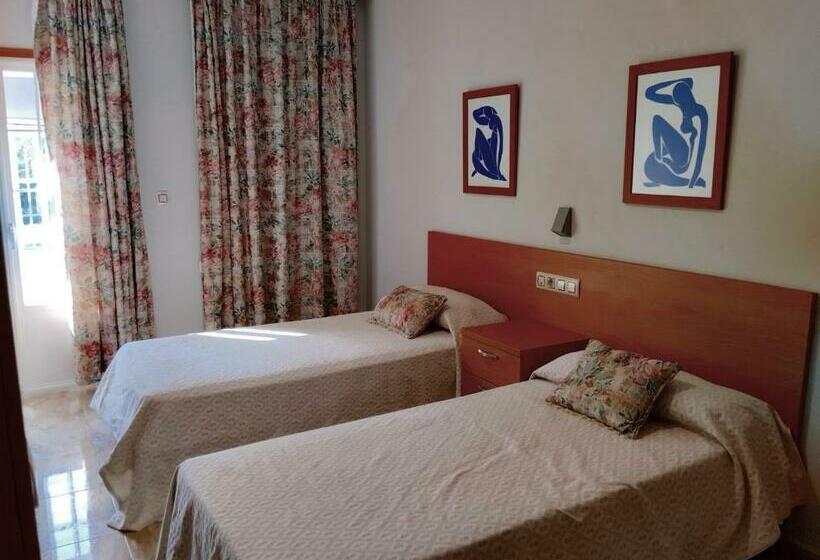 Номер Стандарт, Casa Tito