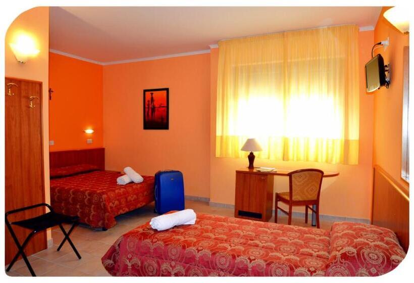 Номер Стандарт Трехместный, E Appartamenti La Solaria