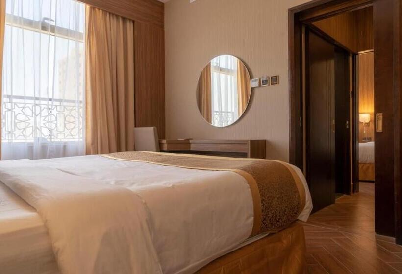 Полулюкс, Golden Tower Hotel Alkhobar Corniche