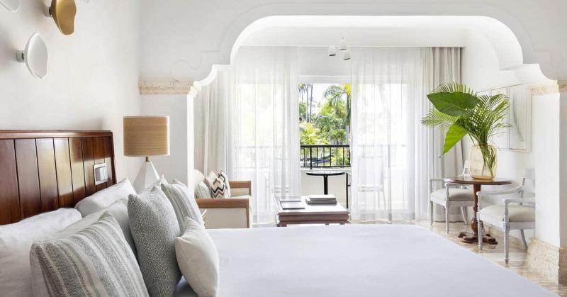 带观景的豪华间, Address Beach Resort