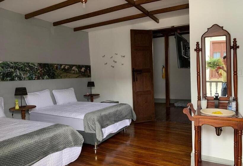 디럭스 룸, La Estancia Hotel Boutique