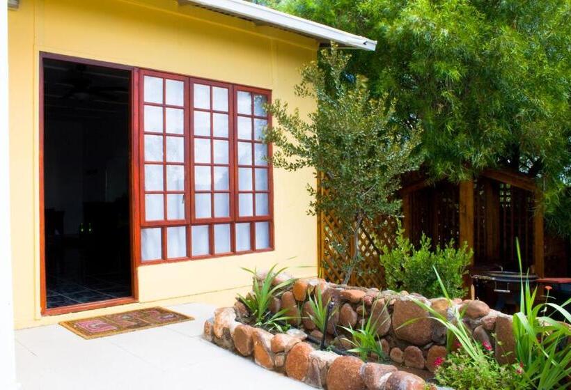Апартаменты 1 Спальня, Gariep Dam Sunrose Group Of Guest Houses
