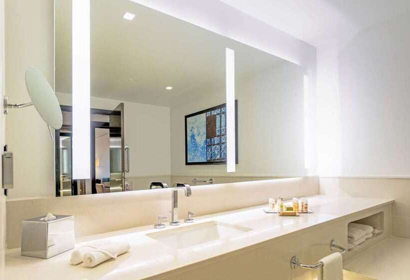 스탠다드 룸 더블 침대 2개, Belamar Hotel Manhattan Beach, Tapestry Collection By Hilton