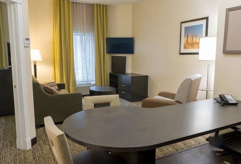 Люкс, Candlewood Suites Saint Joseph   Benton Harbor, An Ihg