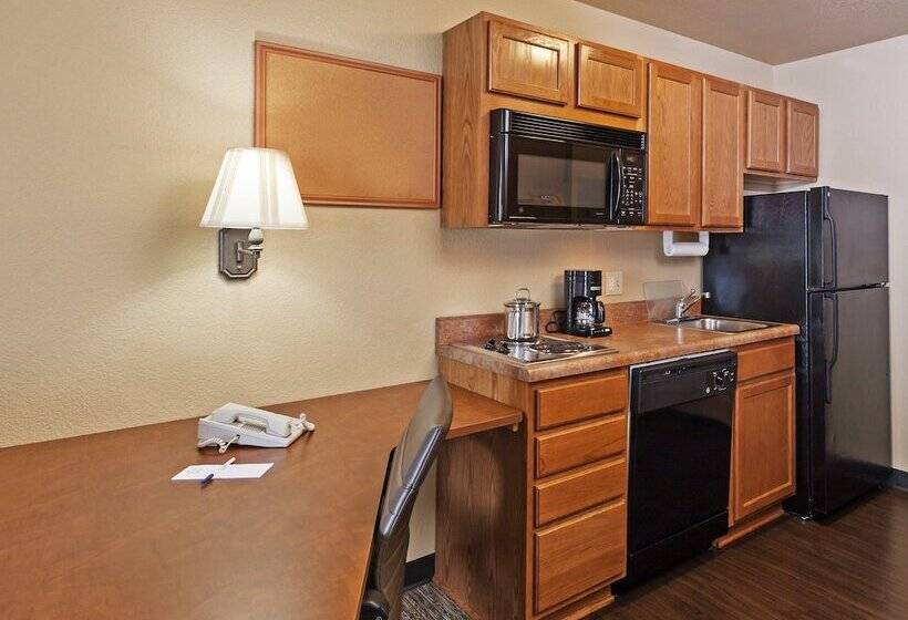 套房, Candlewood Suites St. Robert, An Ihg