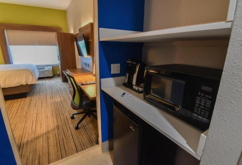 Standaardkamer met Kingsize Bed Aangepast voor Gehandicapten, Holiday Inn Express & Suites   Indianapolis Northwest, An Ihg