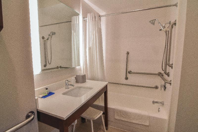 Standaardkamer Aangepast voor Gehandicapten, Holiday Inn Express & Suites   Indianapolis Northwest, An Ihg