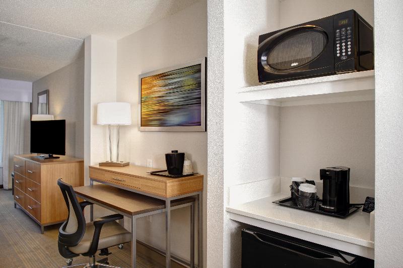 带大床的标准间, Holiday Inn Franklin   Cool Springs, An Ihg